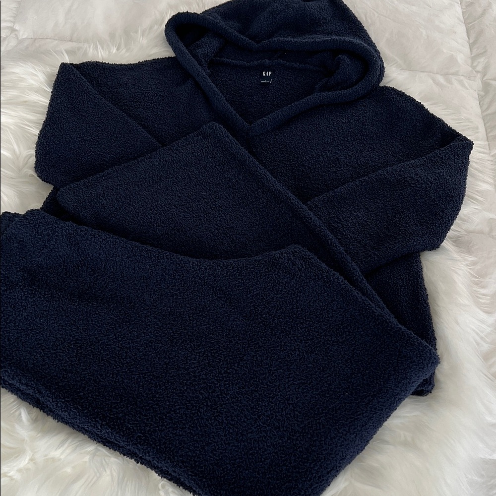 GAP Women’s 2 PC Navy Lounge Wear